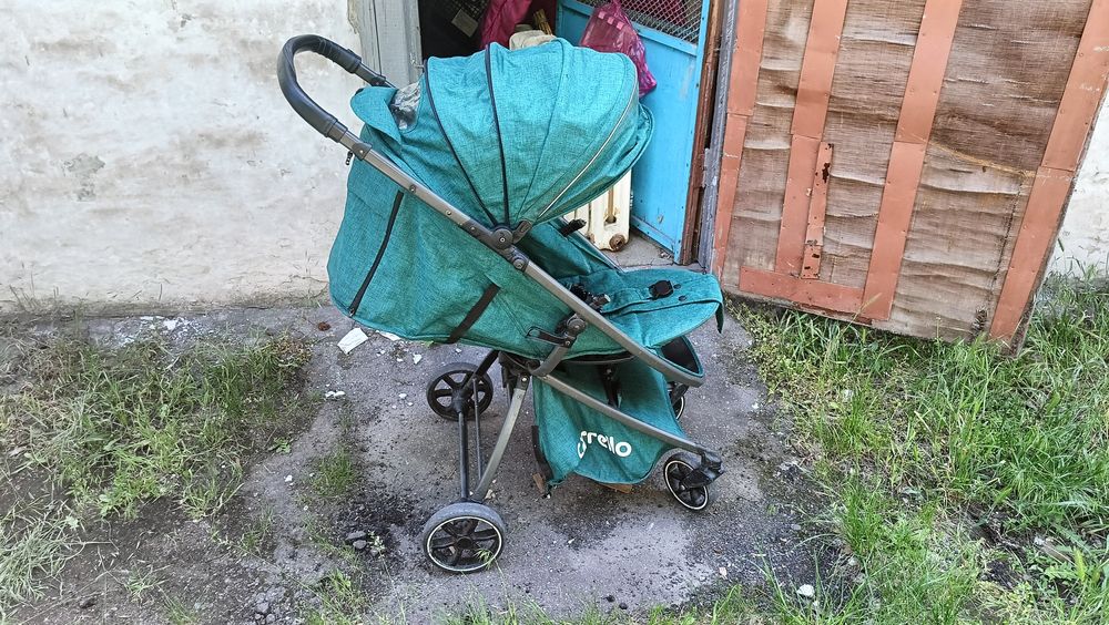 Продам Прогулянкову дитячу коляску CARRELLO Magia в бірюзовому кольорі