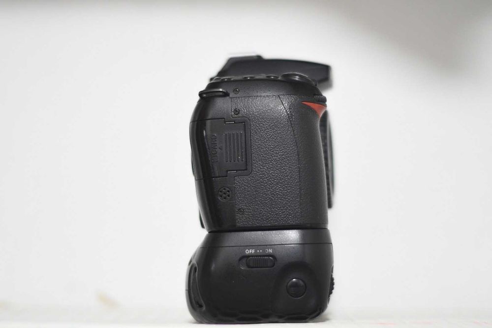 Nikon D90 DSLR – Excellent Condition – Pickup in Kraków