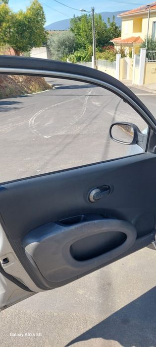 Nissan Micra 1.0i ano2005 insp4 5portas 5portas