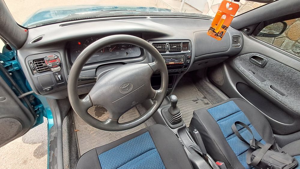 Продам Toyota Corolla