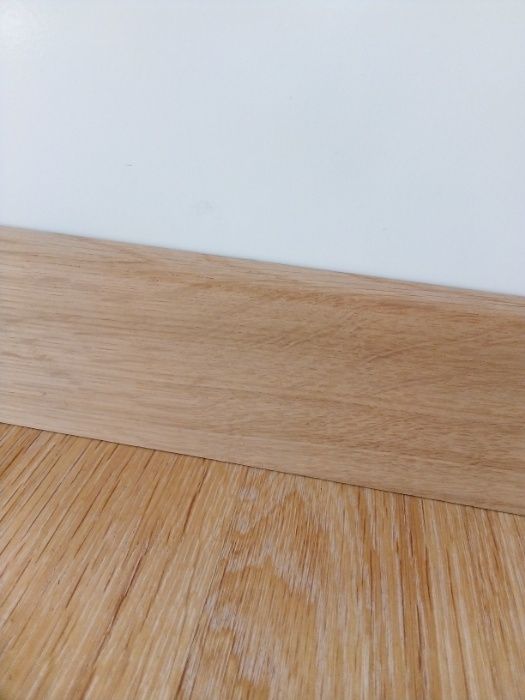 Listwy bukowe ,dębowe, lamele ścienne, cokoły dąb rustykalny producent