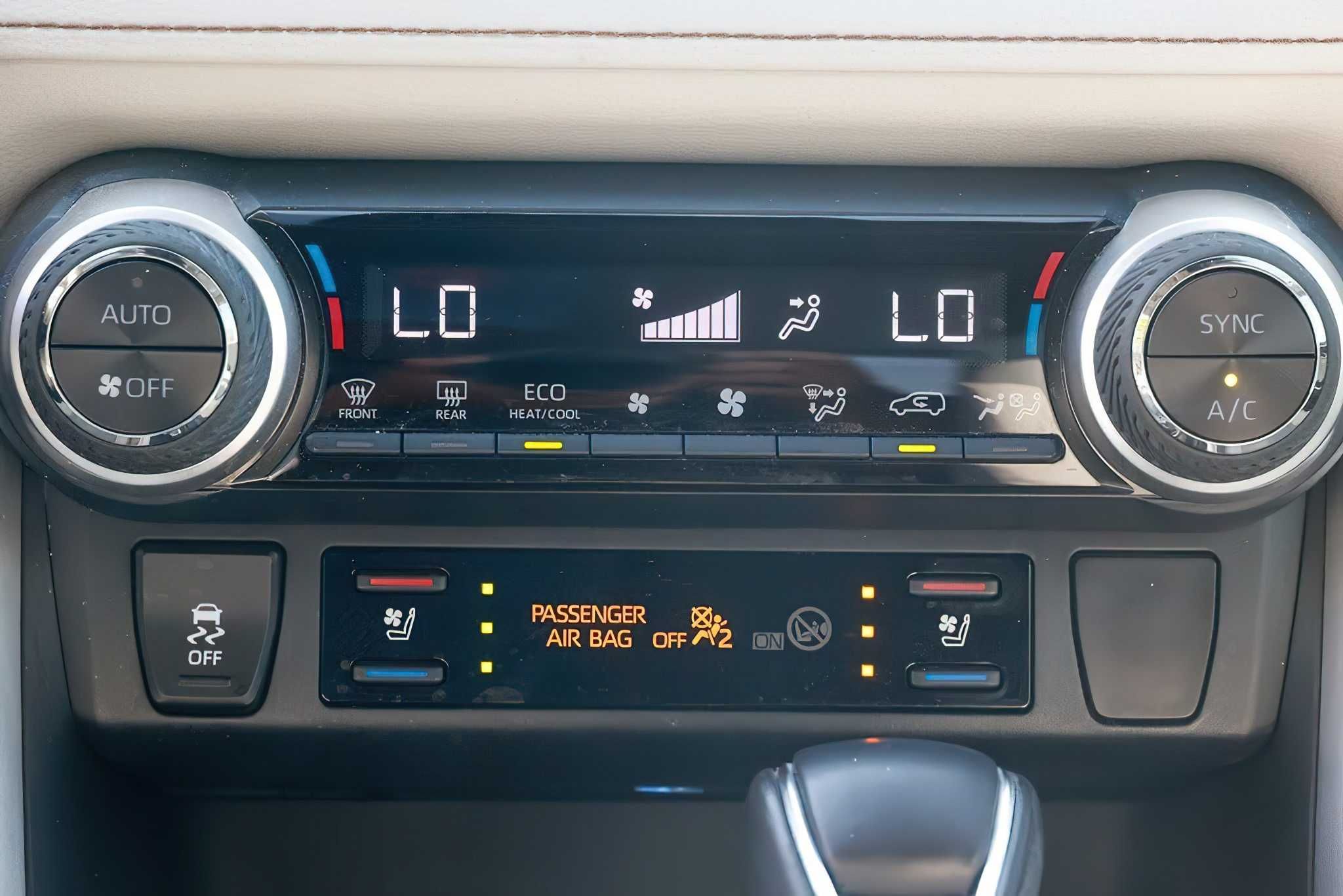 Toyota RAV4 Hybrid Limited 2020
