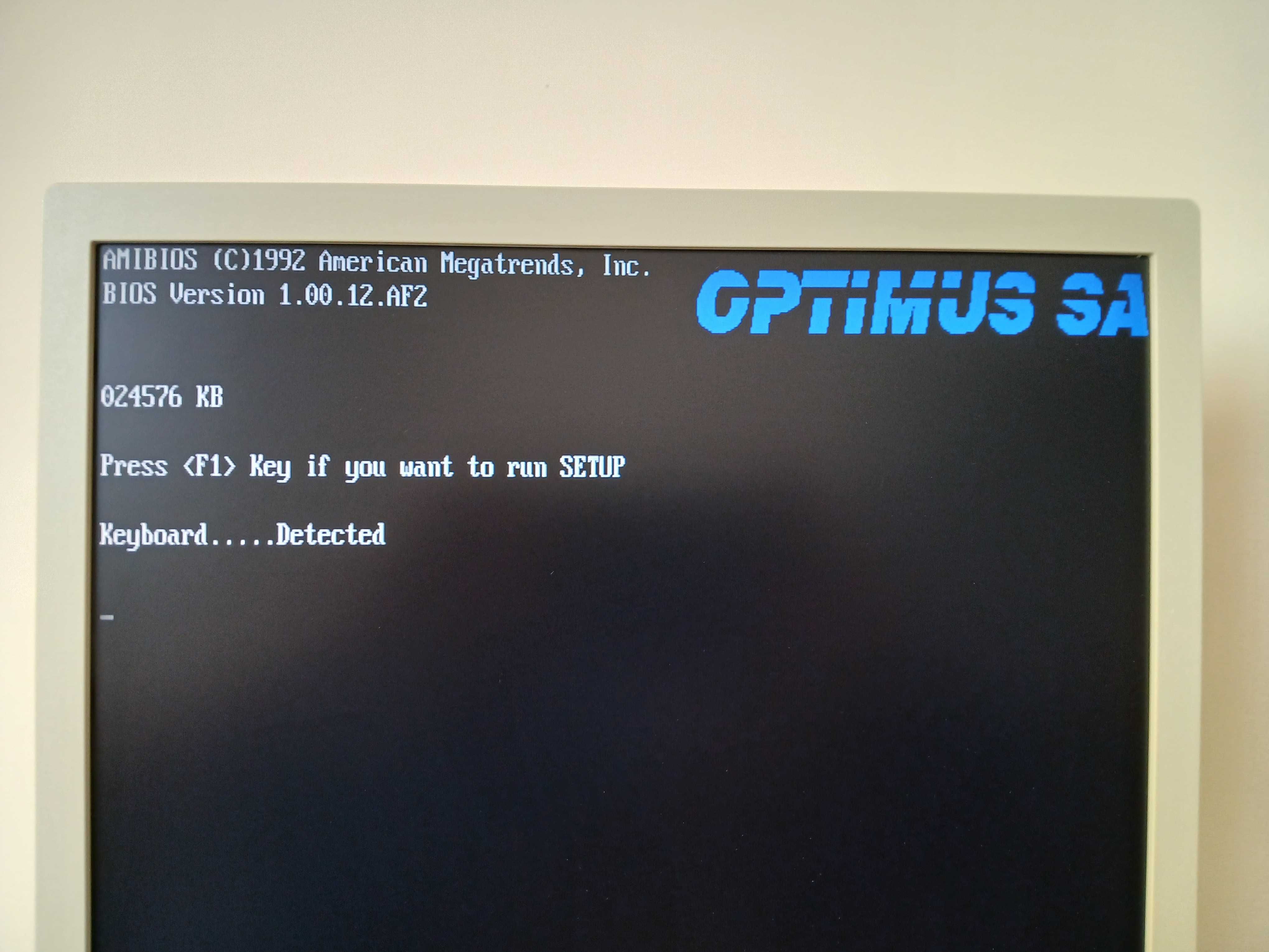 Retro Optimus desktop PC Pentium 60 MHz SX948 24MB RAM - SPRAWNY