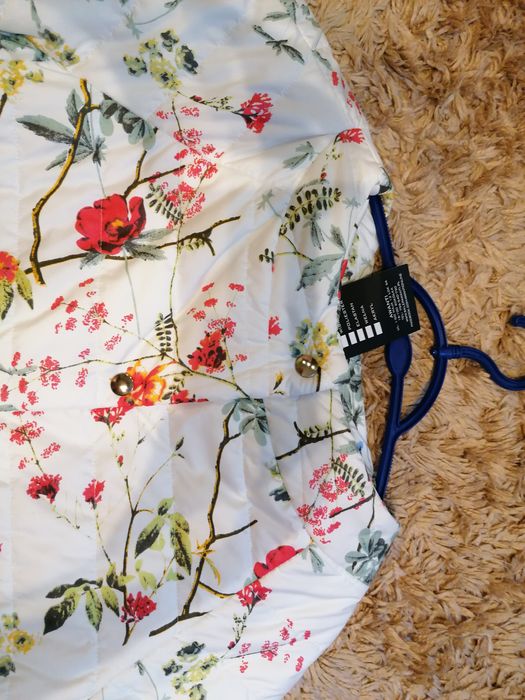 Nowa kurteczka w kwiaty.