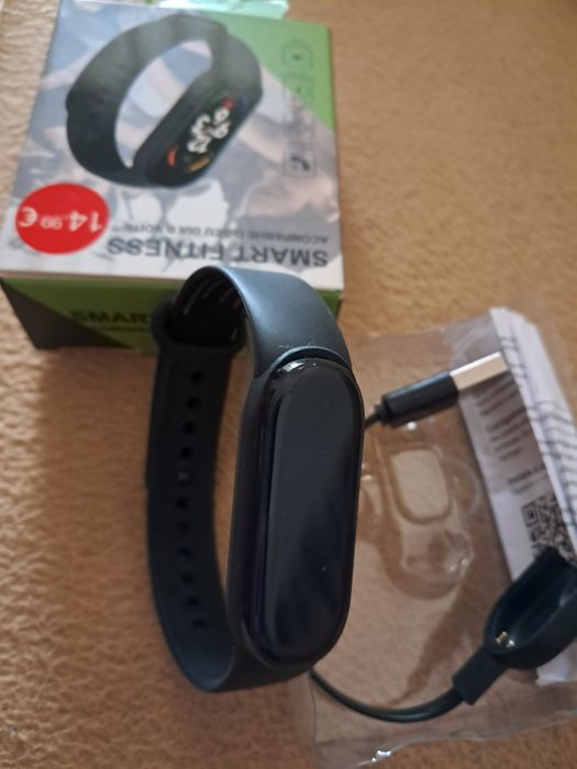 Smart fitness como novo sem riscos com caixa