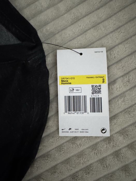 Nike Лонгслів DRI-FIT чоловічий,розмір S, новий