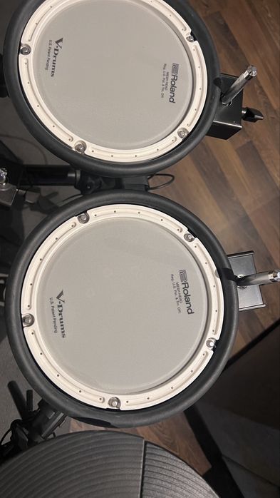 Bateria Roland Td-1 - Banco e pedal de bombo incluido