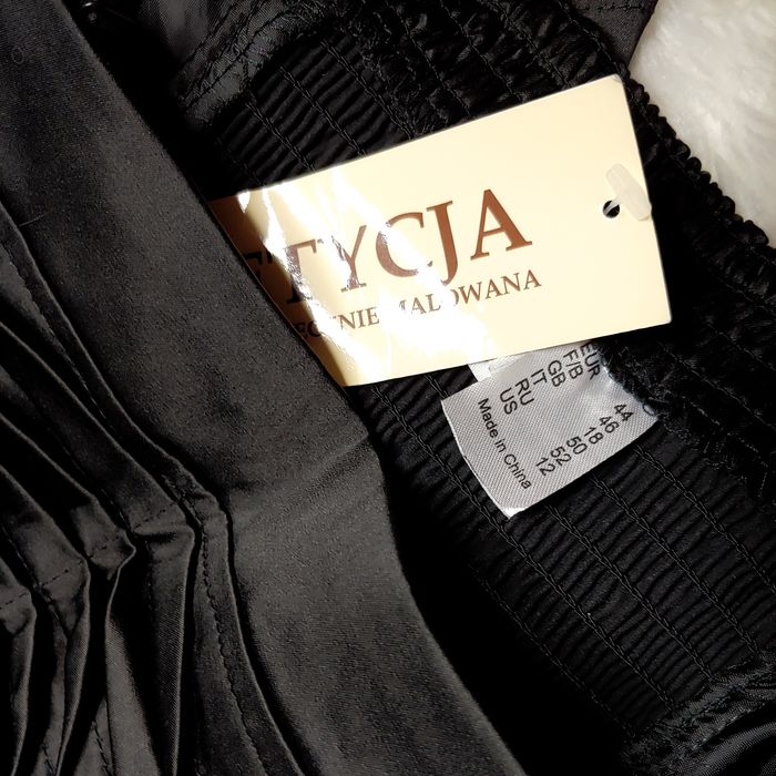 Sylwestrowa sukienka czarna b.p.c. letycja