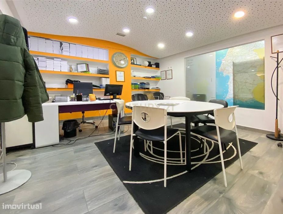 Escritórios / Gabinetes - VENDA CONJUNTA COM A REFª C VALOR