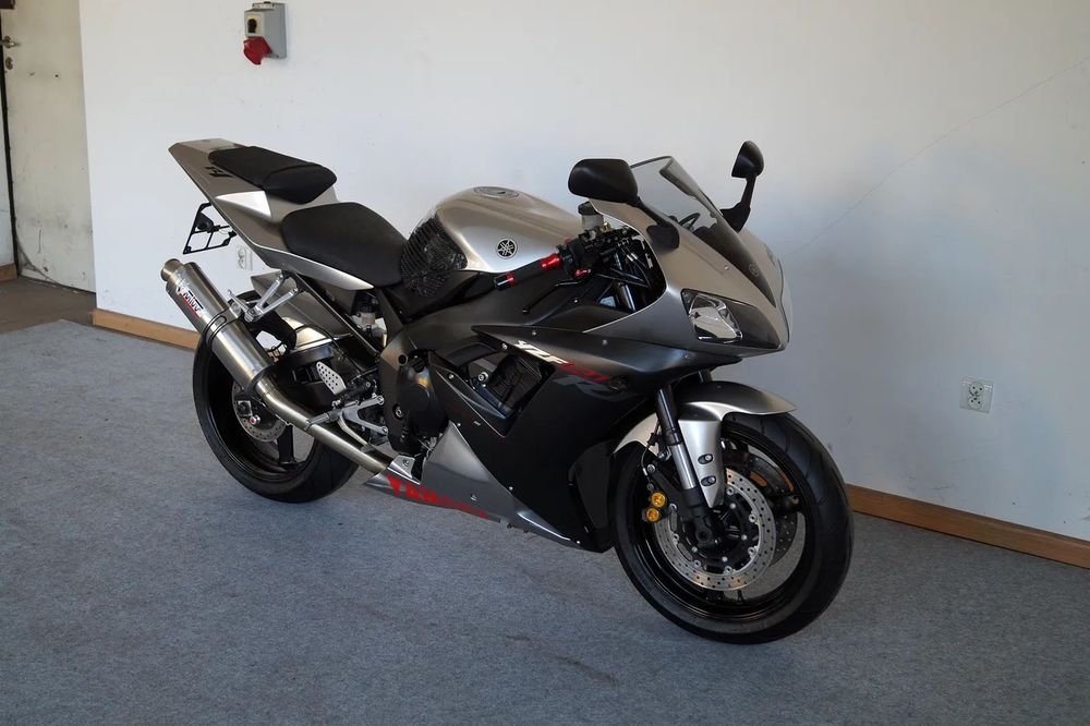 Yamaha R1 * RN09* Piekne malowanie* MIVV * Zadbana * Dodatki * Niemcy