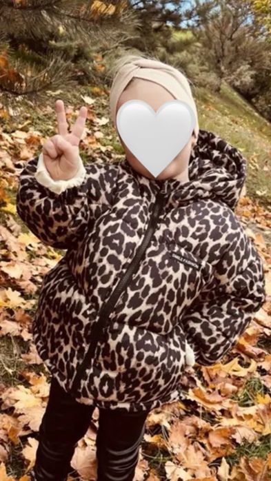 НОВА Зимова куртка на дівчинку 4-5 років , пуховик