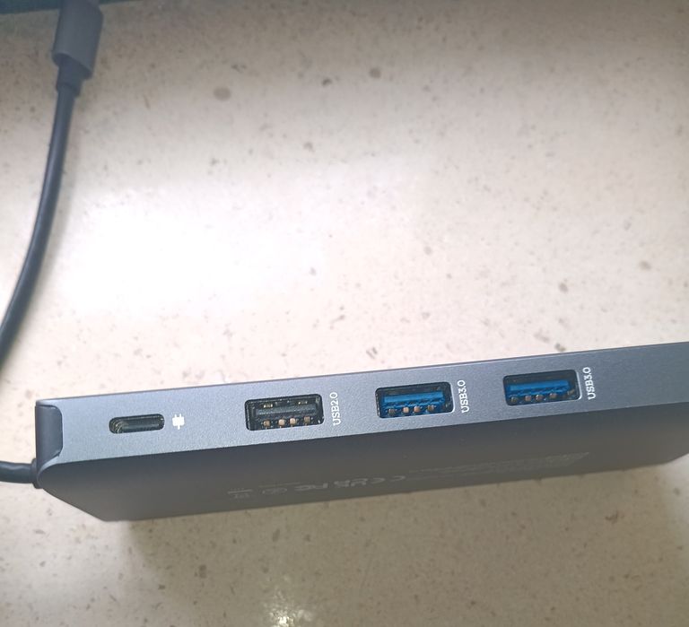 Hub USB-C Novoo Adaptador Universal