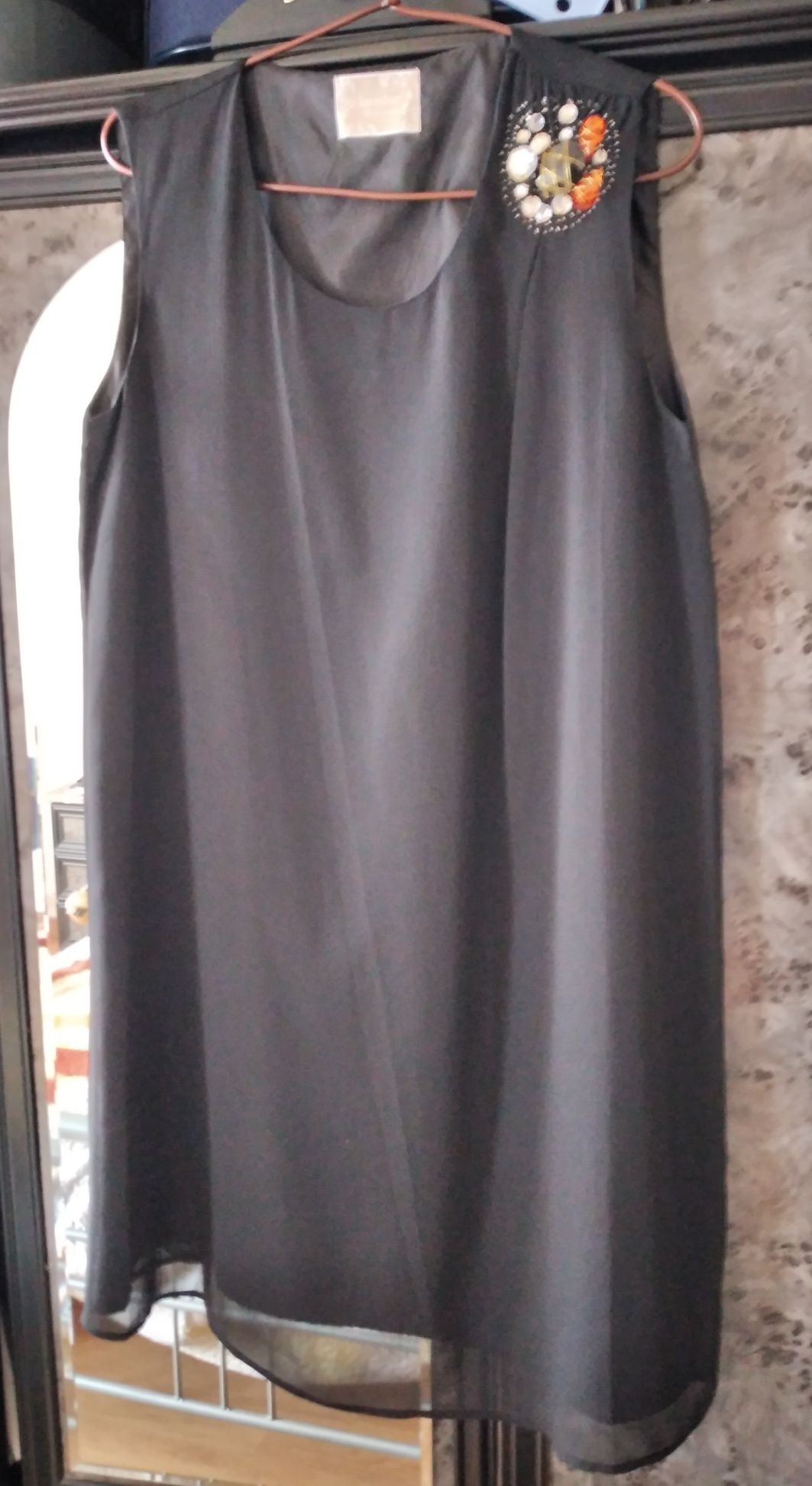 Vestido marca Lanidor, tamanho 42
