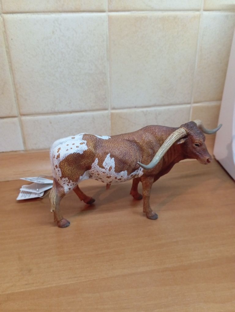 Figurki zwierząt Schleich i Collecta