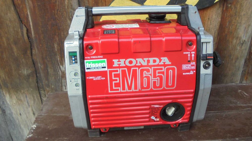 agregat generator prądotwórczy honda em 650 walizkowy mały okazja 230v
