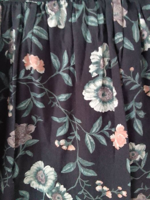 Spódniczka dla dziewczynki r.116 newbie KappAhl