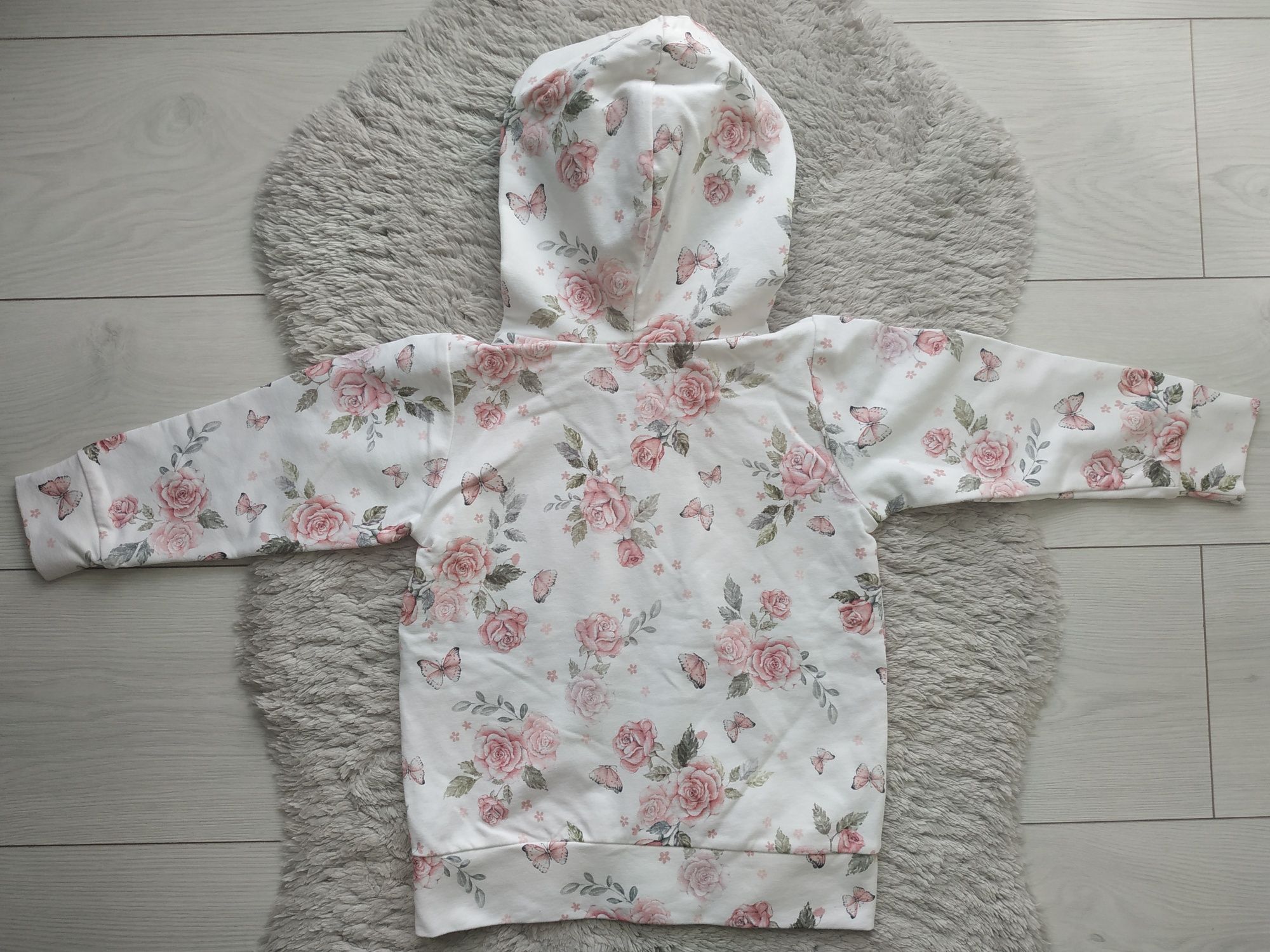 Nowa bluza/suwak/kaptur/biała/kwiaty/motyle/jak newbie/Haydi/r.98/104
