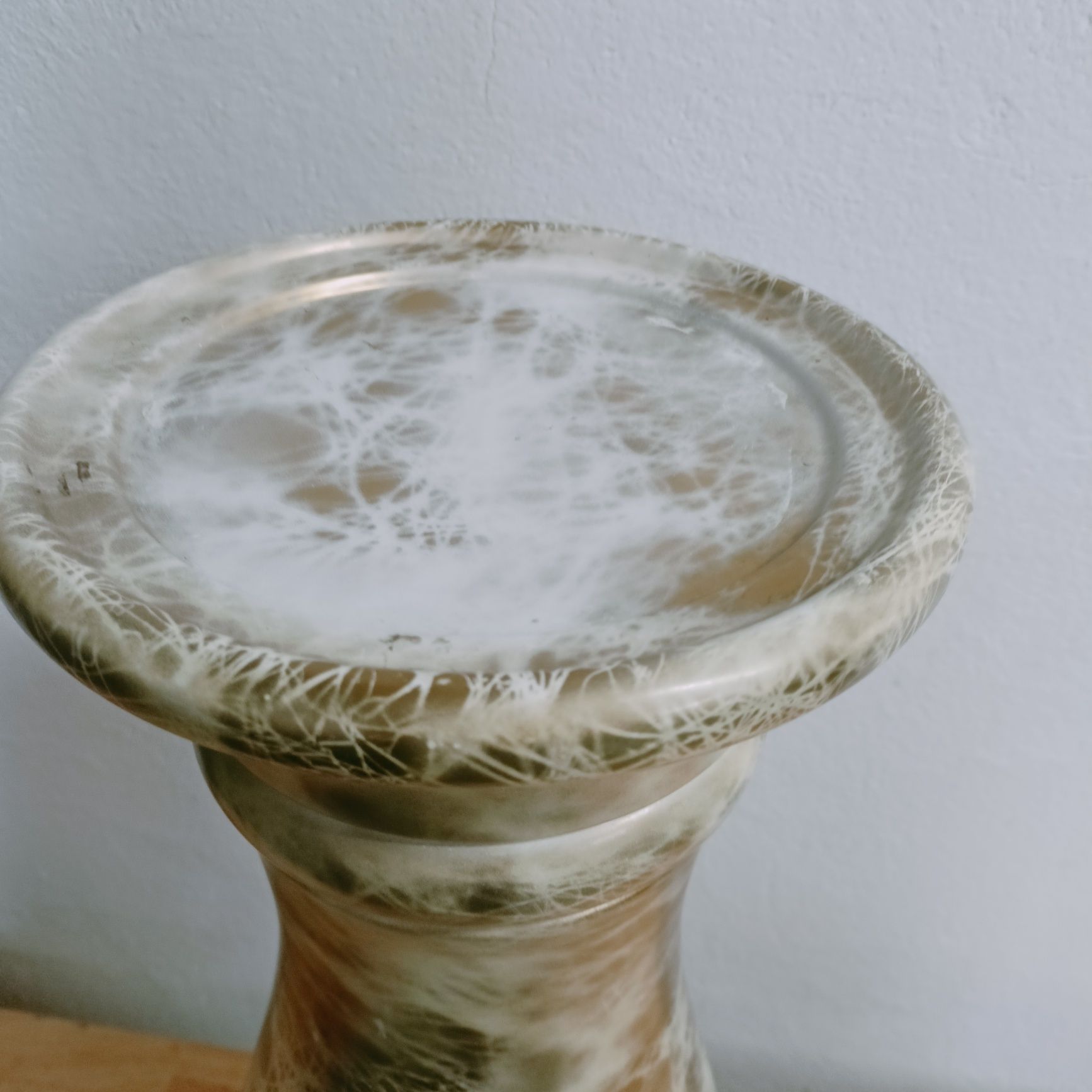 Postument,ceramiczny,kolumna .
