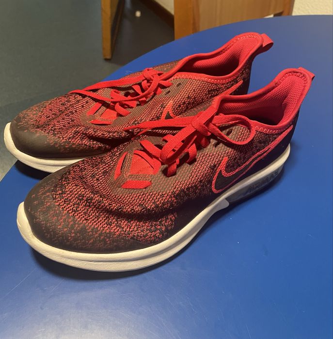 Sapatilha nike  em otimo estado