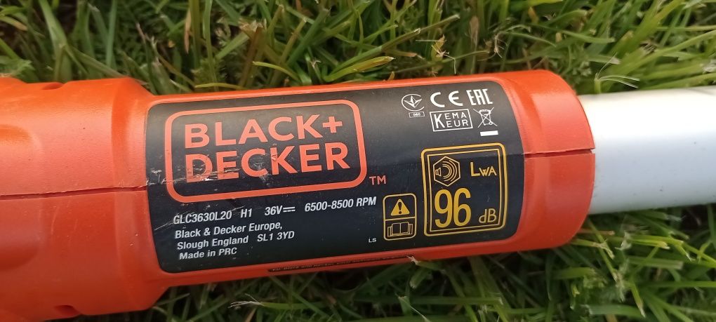 Sprzedam części widoczne na zdjęciu do podkaszarki Black Decker 36V