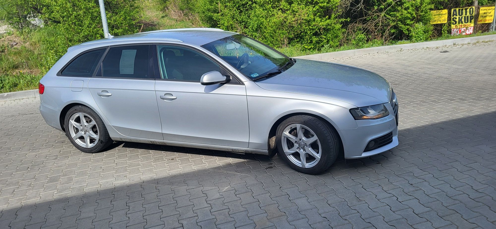 Audi A4 B8 2010 Kombi 140KM Diesel