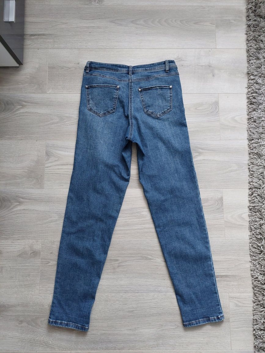 Damskie jeansy z haftami George Straight r. 38