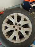 Felgi aluminiowe wraz z oponami. 18 r