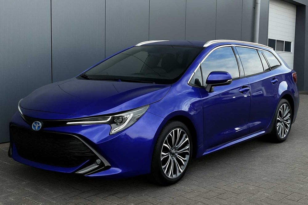 Przewozy osobowe- lotniska, międzymiastowe, Warszawa +, Corolla Kombi