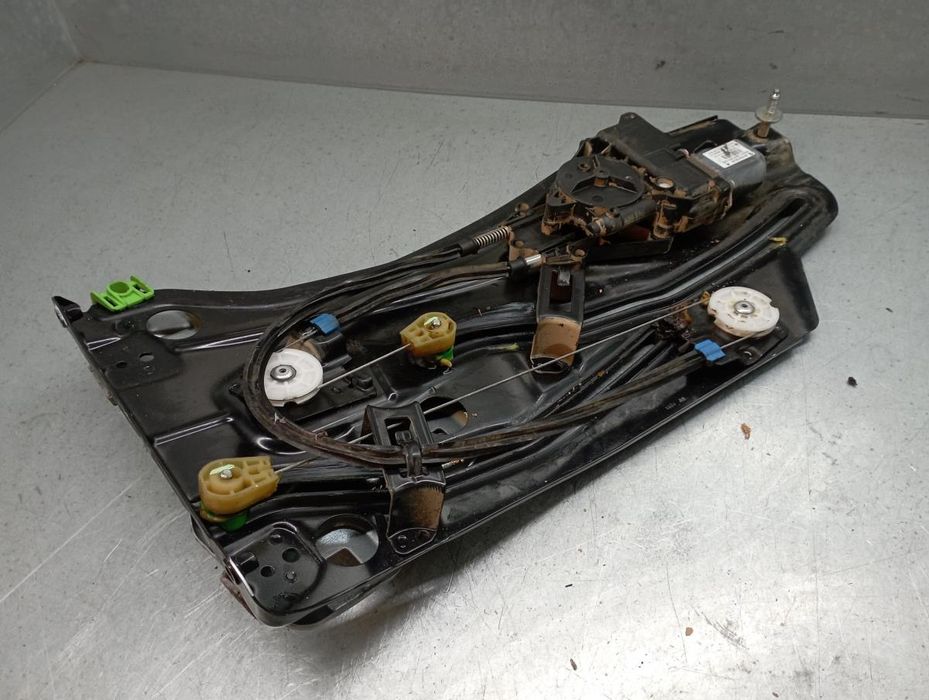 Elevador vidros trás esquerdo PEUGEOT 308 CC