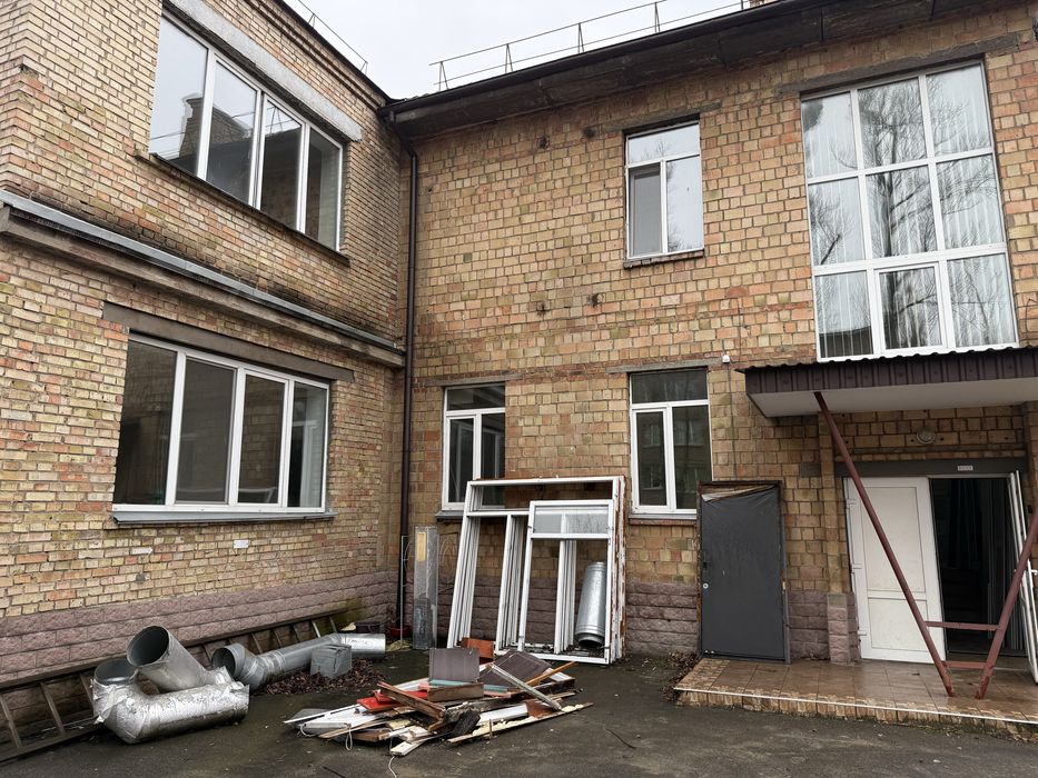 Металопластикові вікна та двері бу в асортименті