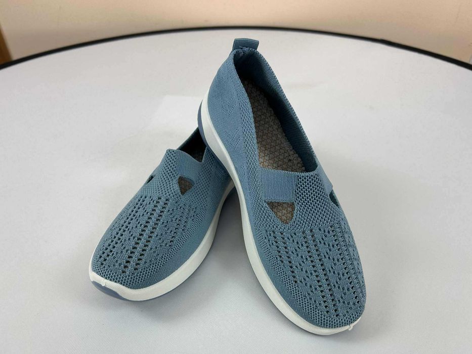 Damskie sneakersy niebieskie nowe 36