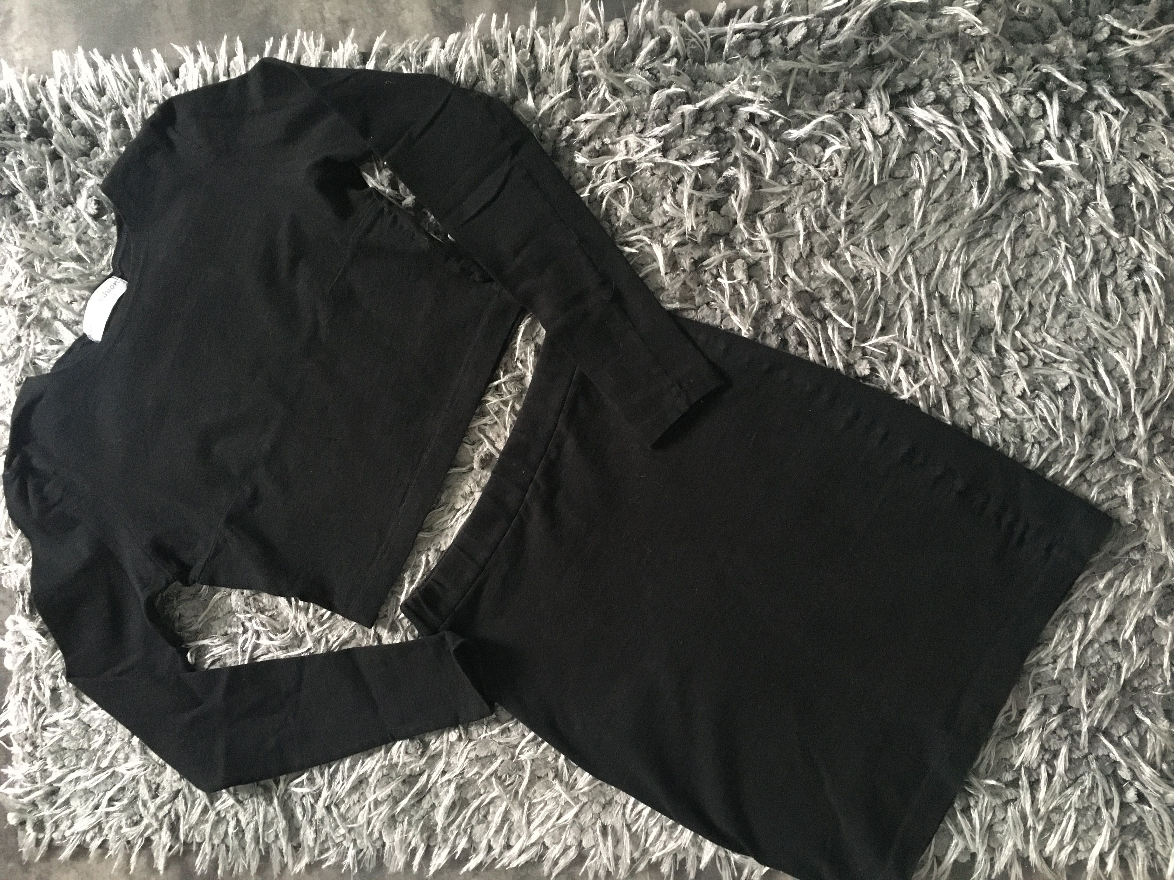 Czarny Komplet obcisła spódnica + crop top z długim rękawem XS
