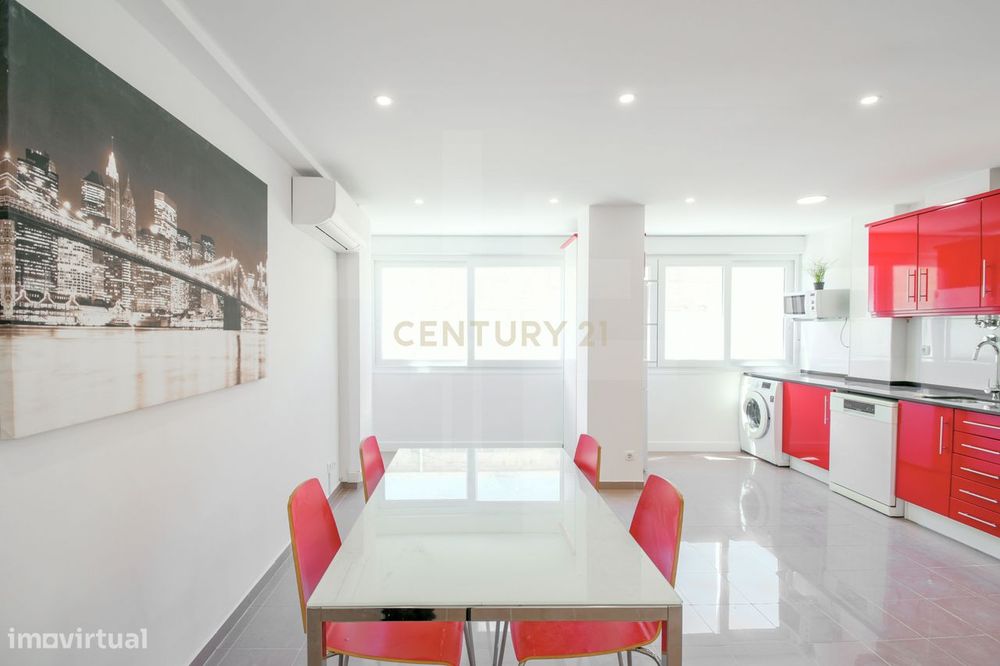 Apartamento T1 Renovado a Estrear | Alto de São João - Lisboa