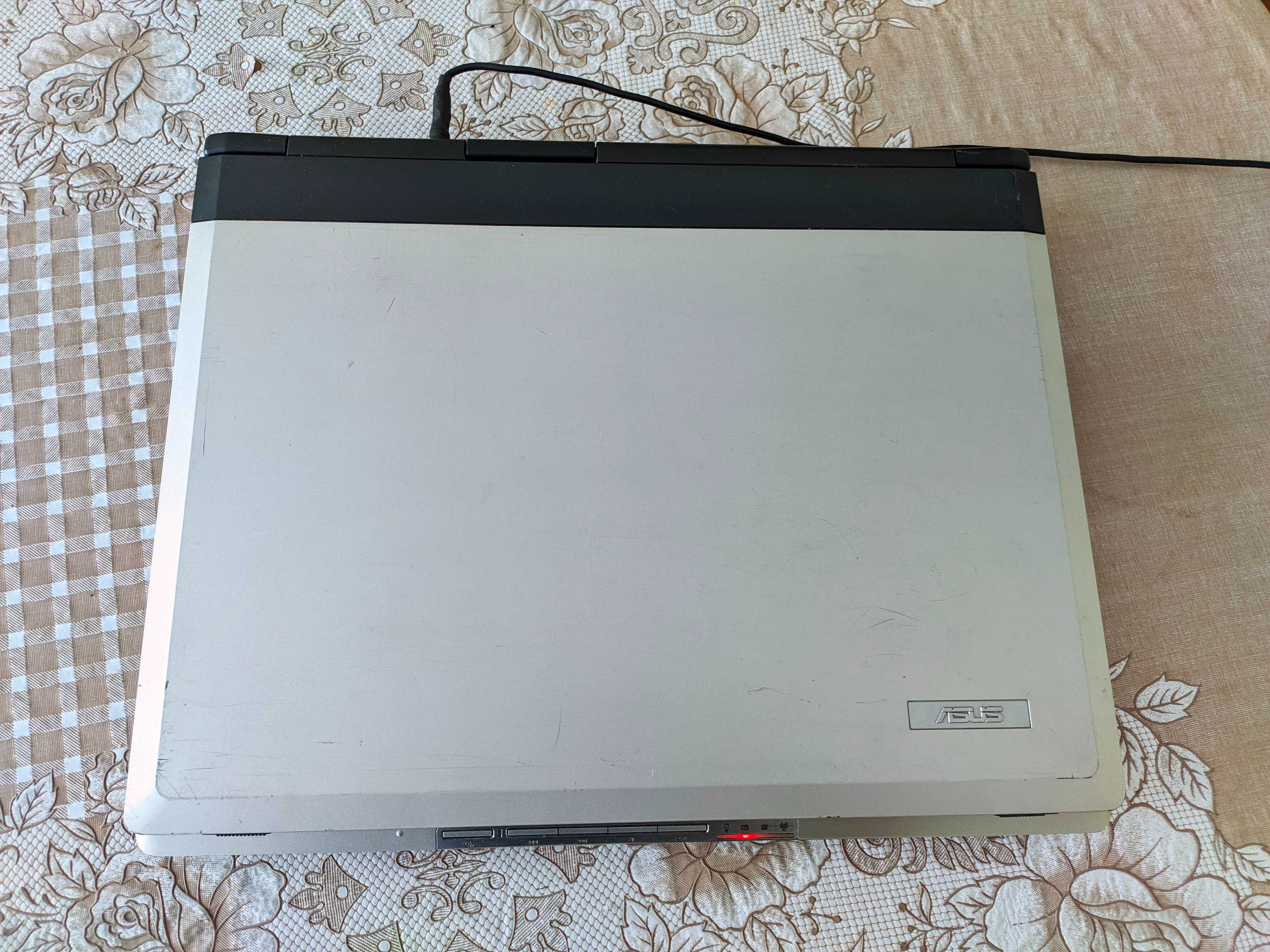 Ноутбук Asus A6000