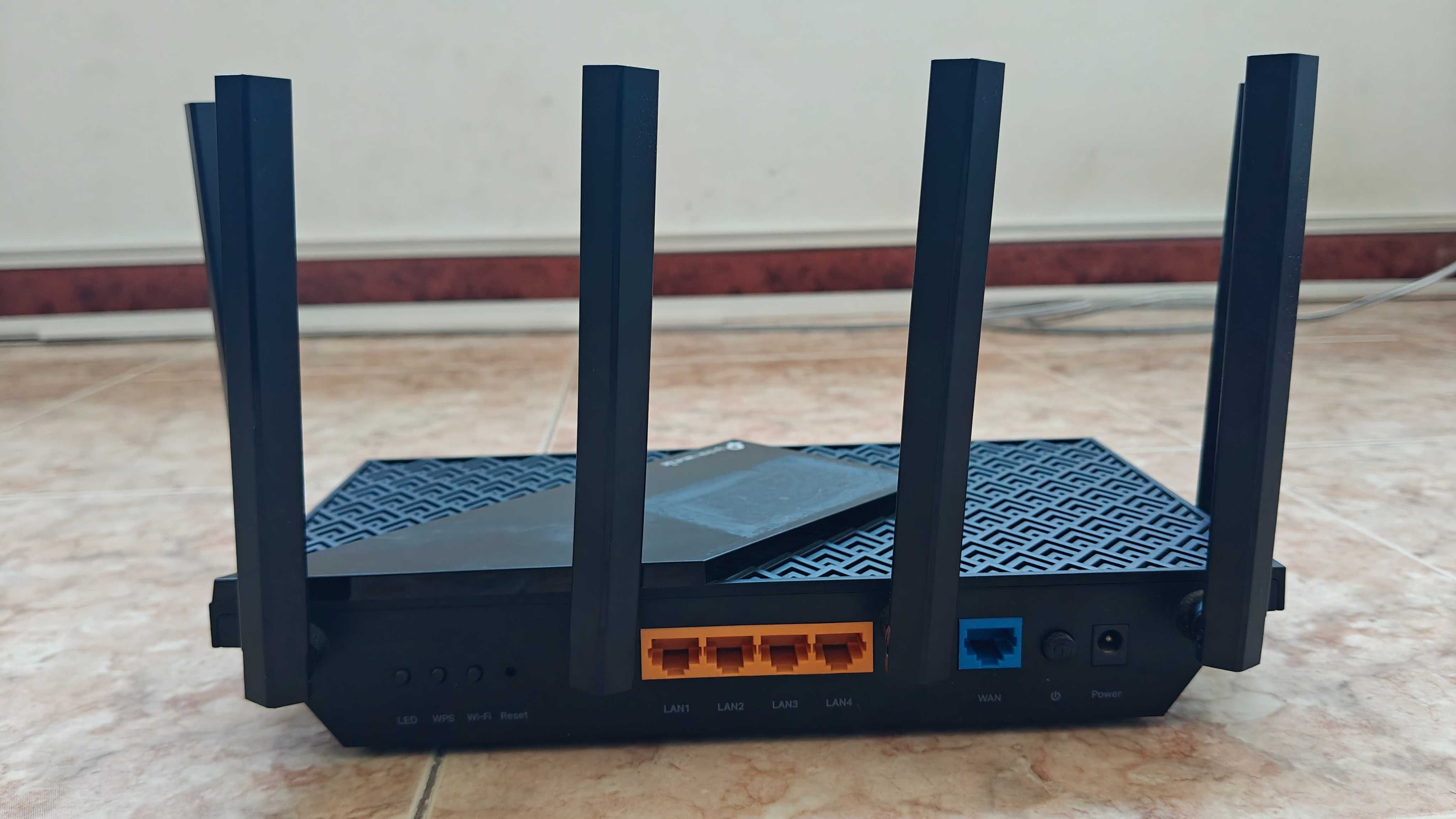 TP-Link Archer AXE75 - WiFi 6 Router AX5400 mbps