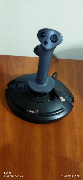 Джойстик genius f-23