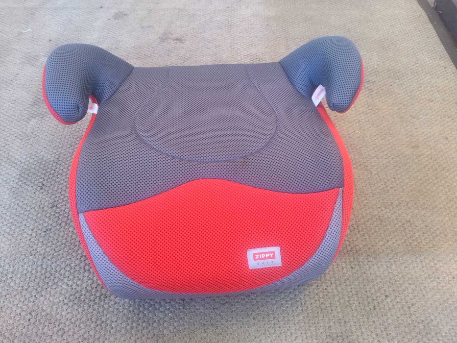 Assento auto da marca Zippy