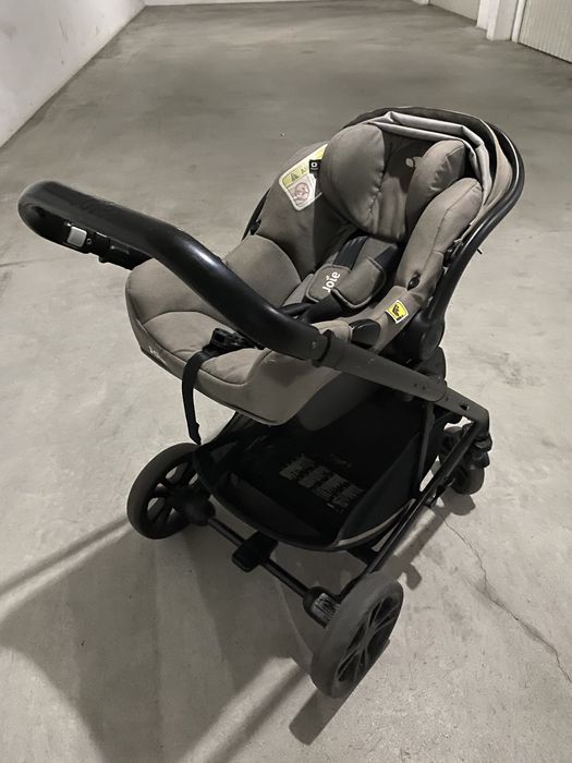 Carrinho bebé Joie