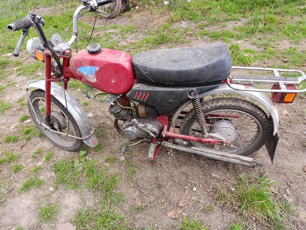 Продам мопед Карпати