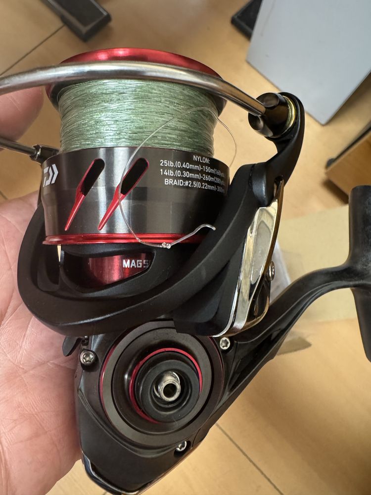 Carreto Daiwa Ballistic LT 5000 CXH