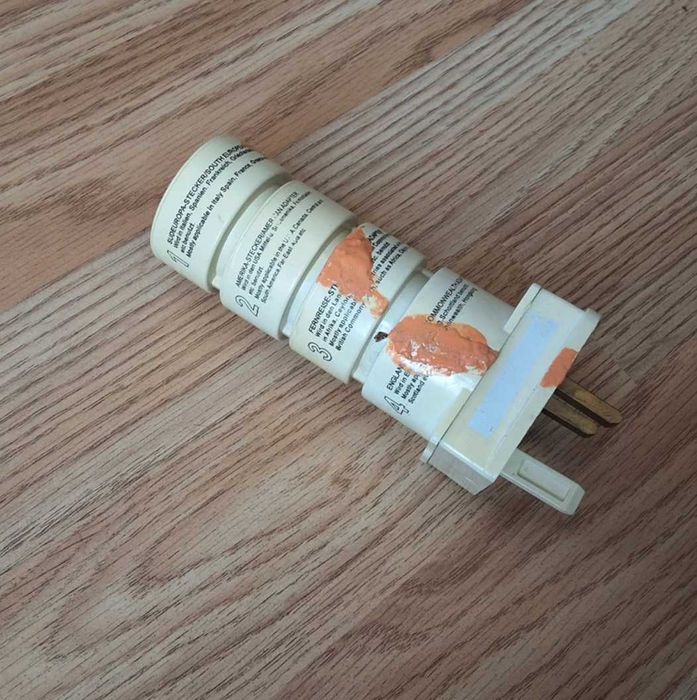 Adaptador de tomadas internacionais