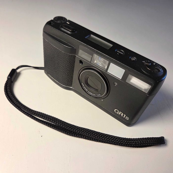 Ricoh GR1s – Point&Shot 35mm