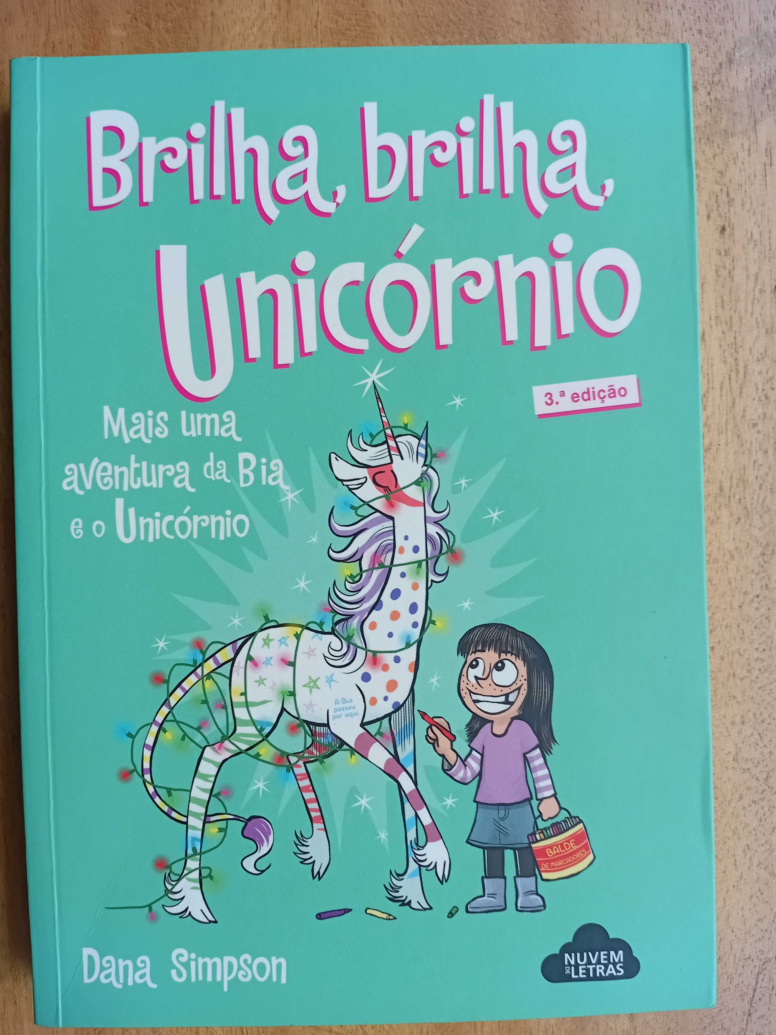 Brilha, brilha, Unicórnio (Dana Simpson)