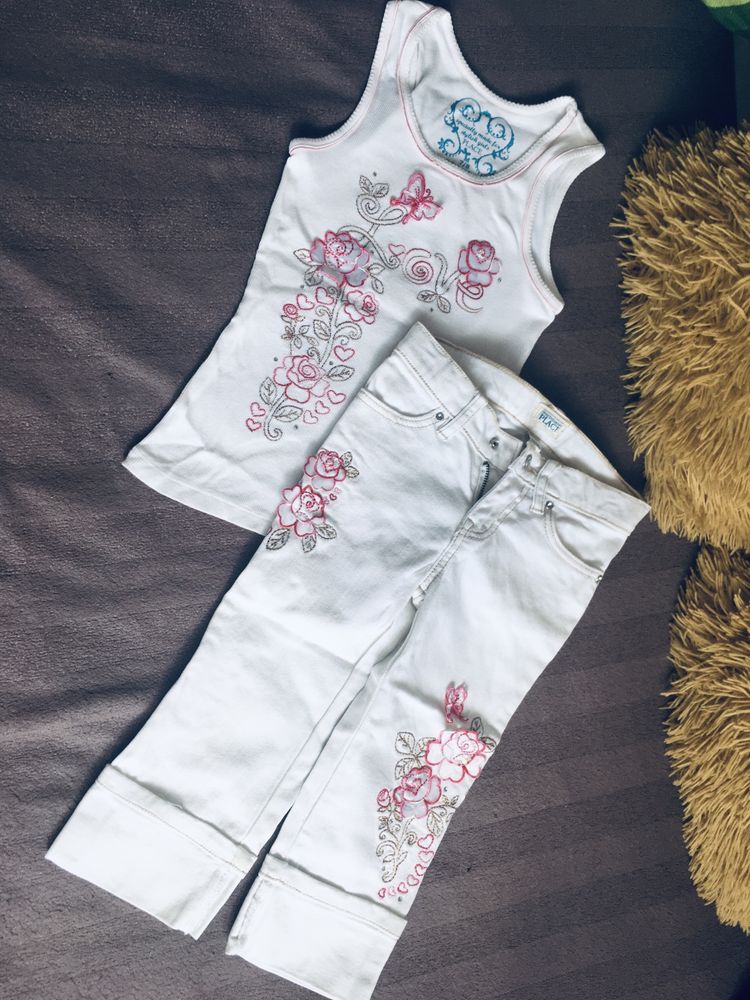 Nowy elegancki zestaw– bluzeczka i spodenki