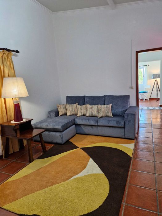 Apartamento T1 numa quinta na periferia de Angra