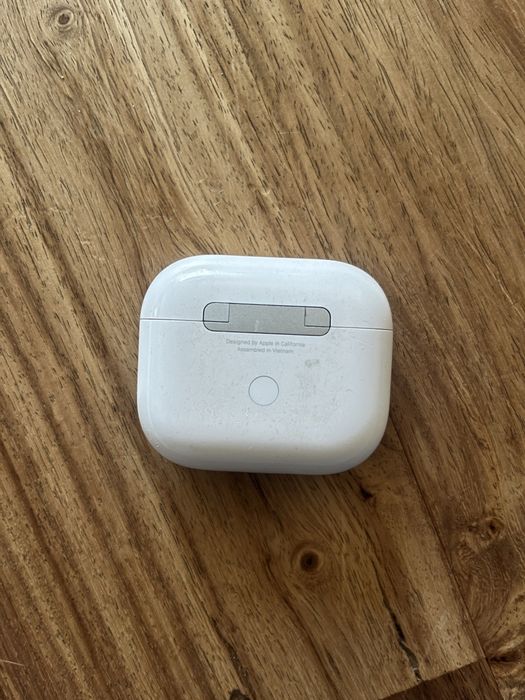 Apple airpods 3gen. z NIEORYGINALNYM kabelkiem