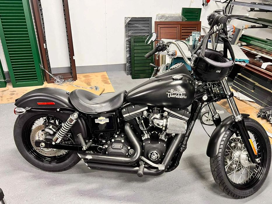 Harley-Davidson Dyna Street Bob Street Bob