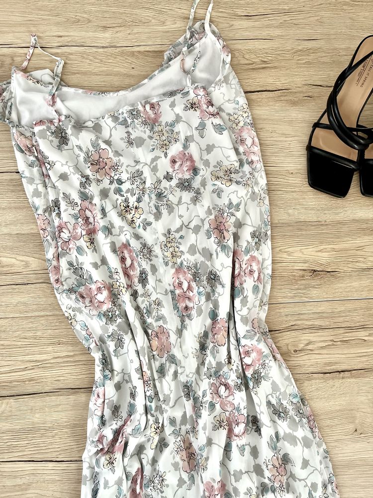 Elegancka sukienka w kwiatki długa maxi z tiulem na wesele 42 44