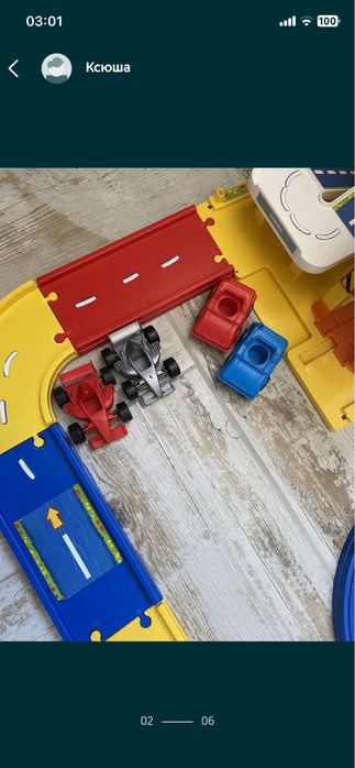 Трек с машинками