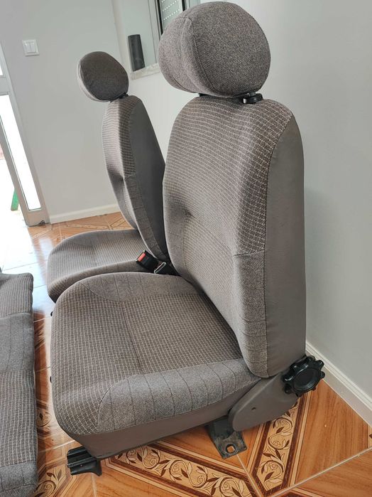 Ford Sierra mk1 - assentos dianteiro